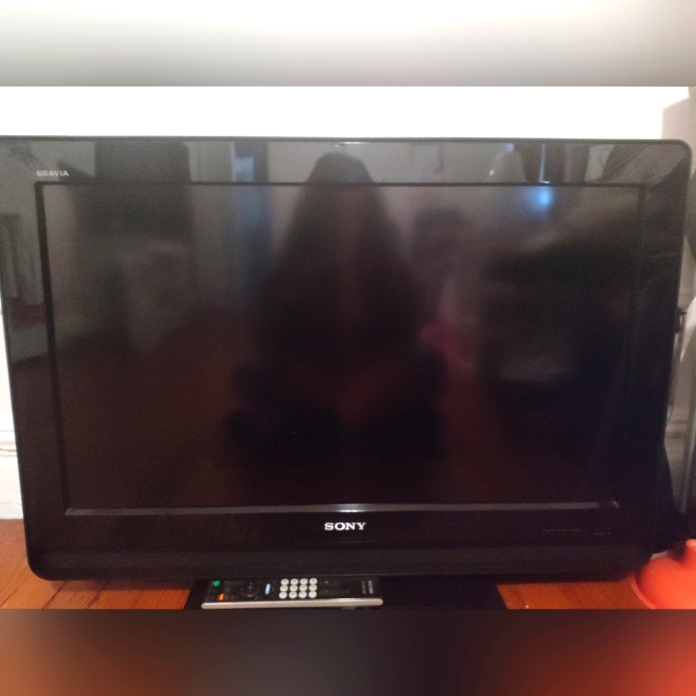 Sony LCD TV 32 inch